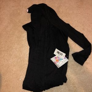 Small solid black Sarah